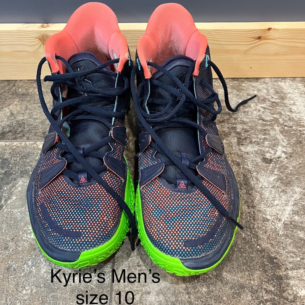 Men’s Kyrie basketball shoes